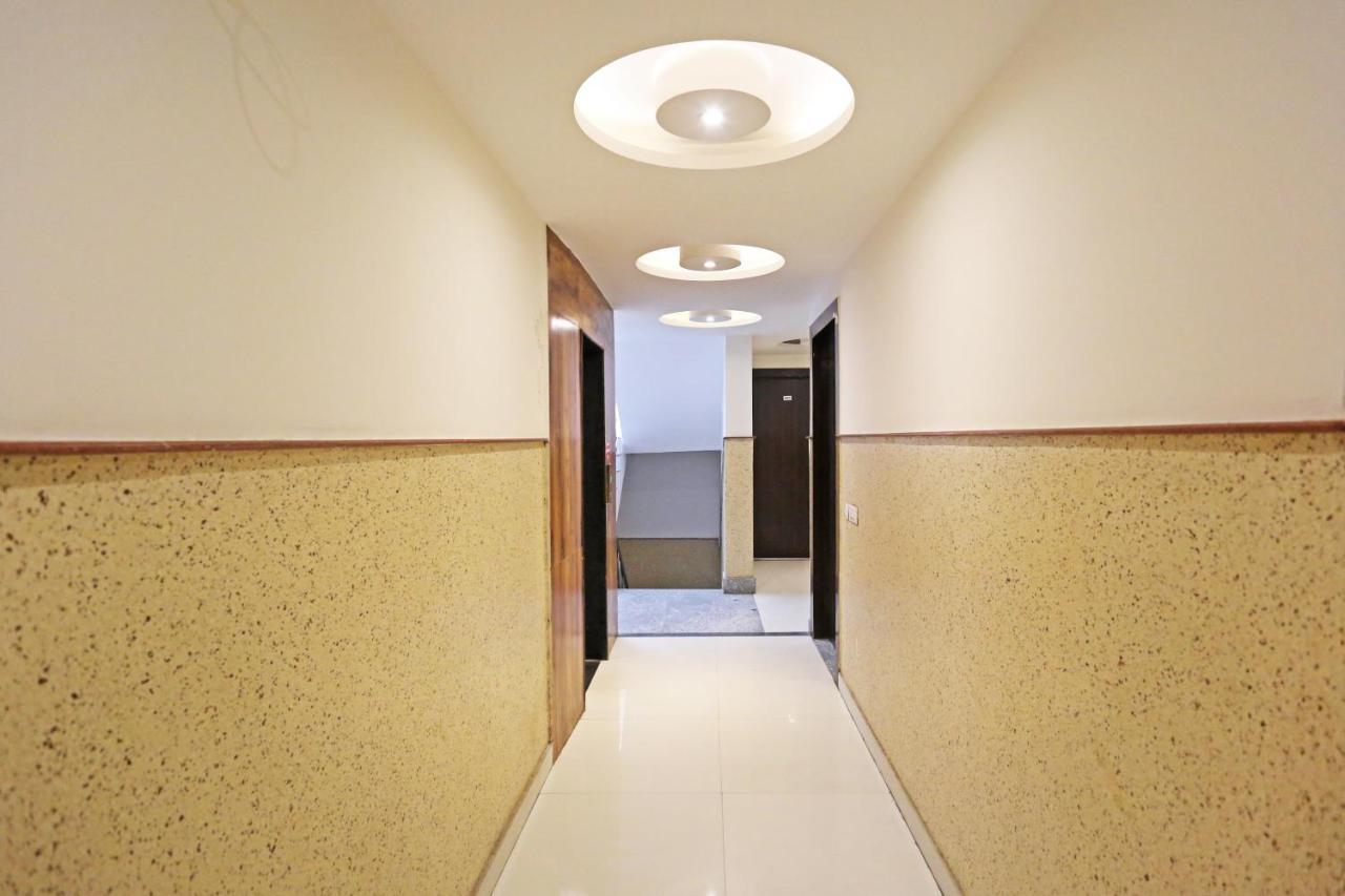 Hotel Iconic Near Delhi Igi International Airport ニューデリー エクステリア 写真